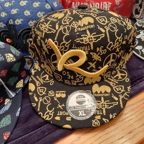 Man's cap - Picture 4 of 11